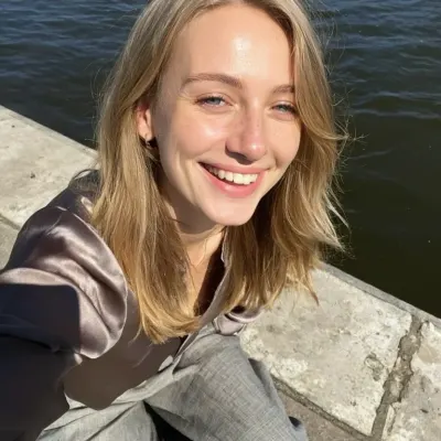 Юля